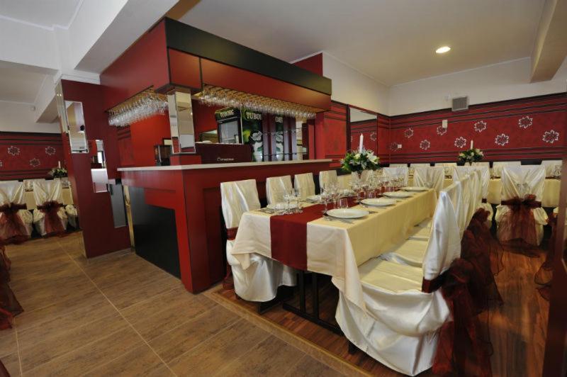Pension Varadia Oradea Exteriér fotografie
