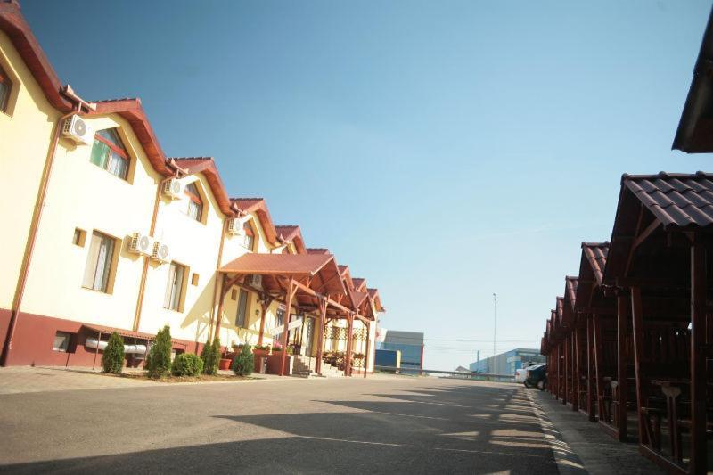 Pension Varadia Oradea Exteriér fotografie