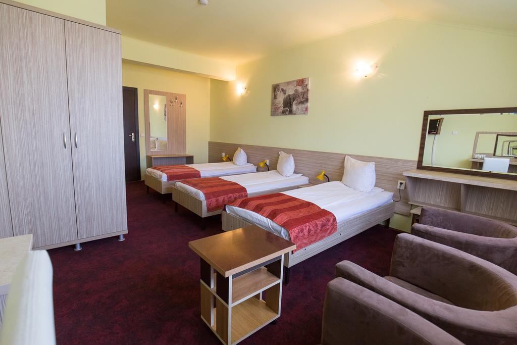 Pension Varadia Oradea Exteriér fotografie